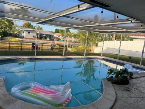 1951 NW 33rd Court Oakland Park FL 33309