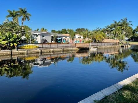 1951 NW 33rd Court Oakland Park FL 33309