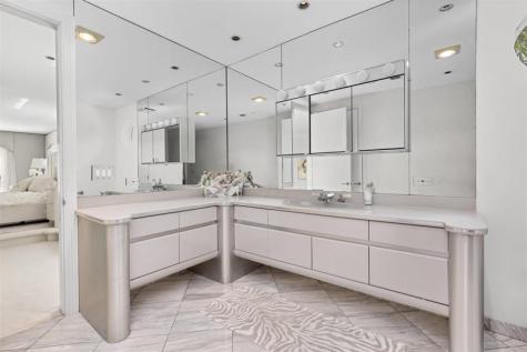 11 Bay Colony Lane Fort Lauderdale FL 33308