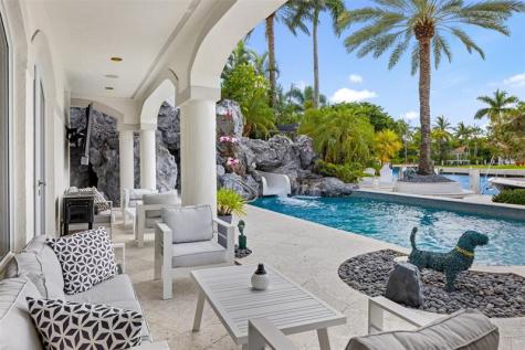 11 Bay Colony Lane Fort Lauderdale FL 33308