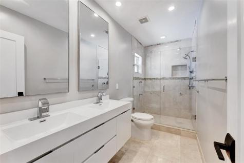 2821 NE 59th Street Fort Lauderdale FL 33308