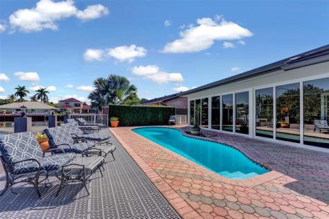 2821 NE 59th Street Fort Lauderdale FL 33308