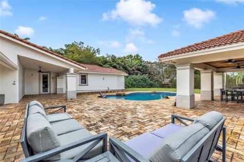 5963 NW 75th Way Parkland FL 33067