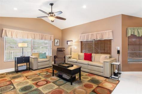 6660 NW 75th Place Parkland FL 33067