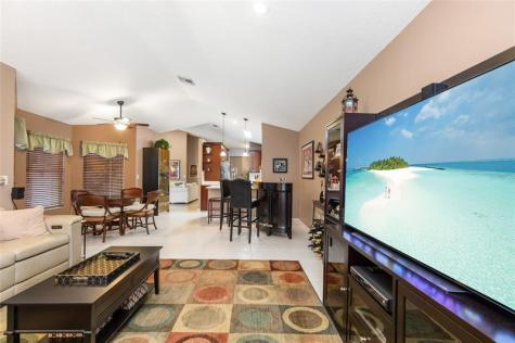 6660 NW 75th Place Parkland FL 33067