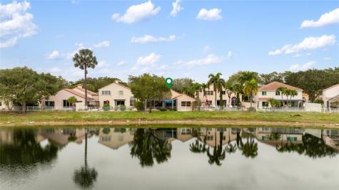 6660 NW 75th Place Parkland FL 33067