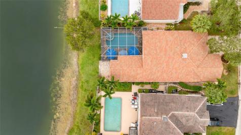 6660 NW 75th Place Parkland FL 33067