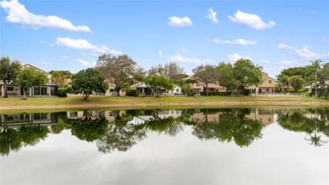 6660 NW 75th Place Parkland FL 33067