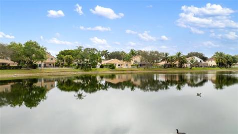 6660 NW 75th Place Parkland FL 33067