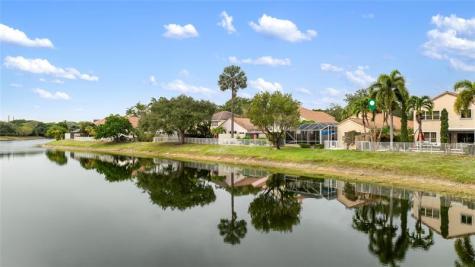 6660 NW 75th Place Parkland FL 33067