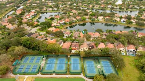 6660 NW 75th Place Parkland FL 33067