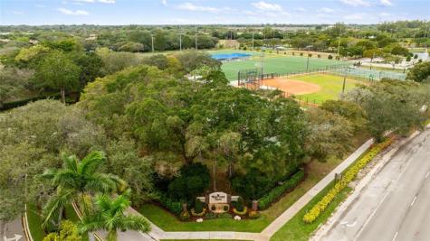 6660 NW 75th Place Parkland FL 33067