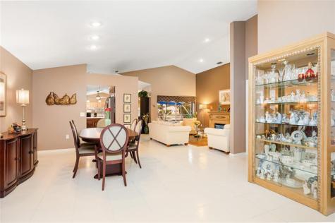 6660 NW 75th Place Parkland FL 33067