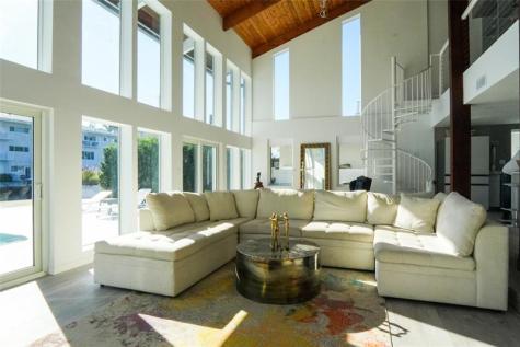 600 N Victoria Terrace Fort Lauderdale FL 33304