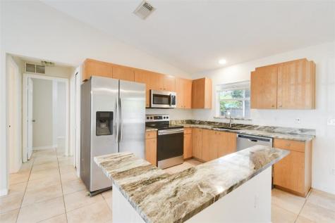 180 NW Friar Street - Sale Port St Lucie FL 34983