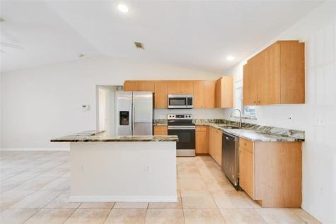 180 NW Friar Street - Sale Port St Lucie FL 34983