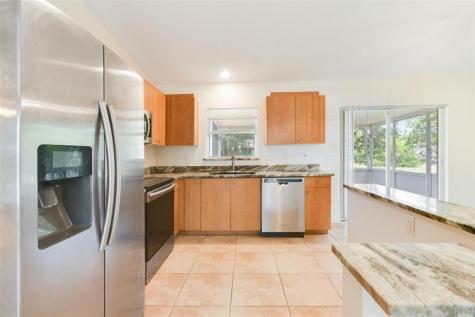 180 NW Friar Street - Sale Port St Lucie FL 34983