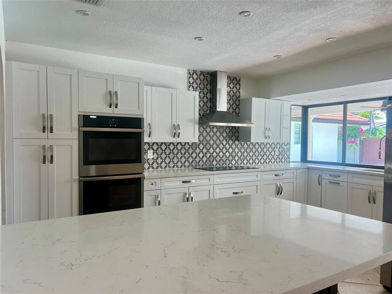 4000 N 37th Avenue Hollywood FL 33021