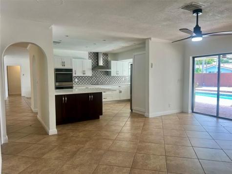 4000 N 37th Avenue Hollywood FL 33021