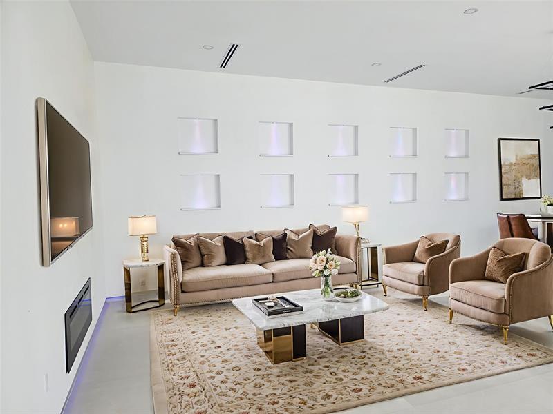 40 NE 16th Place Fort Lauderdale FL 33305