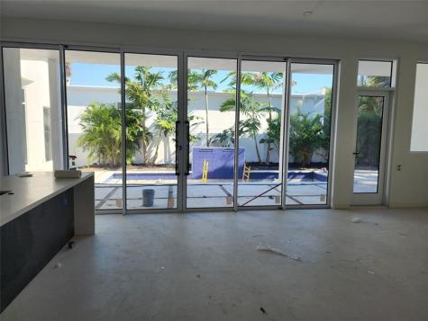 40 NE 16th Place Fort Lauderdale FL 33305