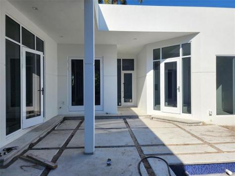 40 NE 16th Place Fort Lauderdale FL 33305