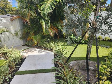40 NE 16th Place Fort Lauderdale FL 33305