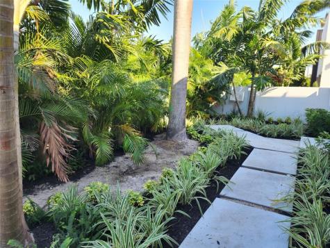40 NE 16th Place Fort Lauderdale FL 33305