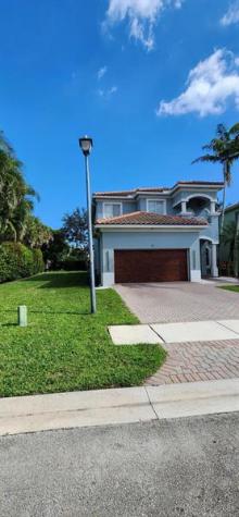 21 Country Lake Circle Boynton Beach FL 33436