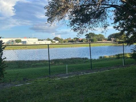 21 Country Lake Circle Boynton Beach FL 33436