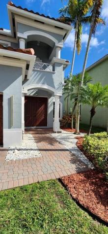 21 Country Lake Circle Boynton Beach FL 33436