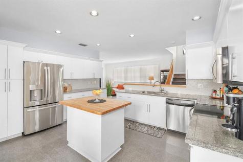 9246 SE Deerberry Place Jupiter FL 33469