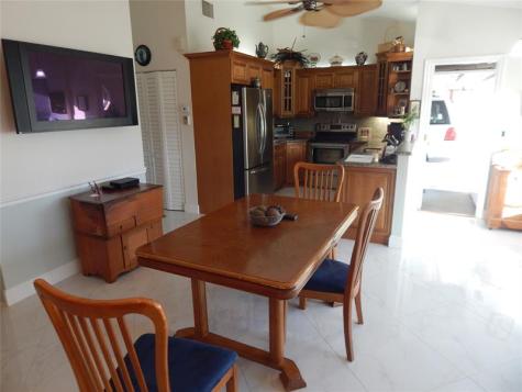 7921 NW 4th Street Plantation FL 33324