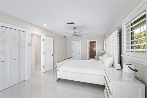 4000 NE 24th Avenue Lighthouse Point FL 33064