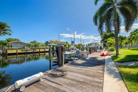 4000 NE 24th Avenue Lighthouse Point FL 33064