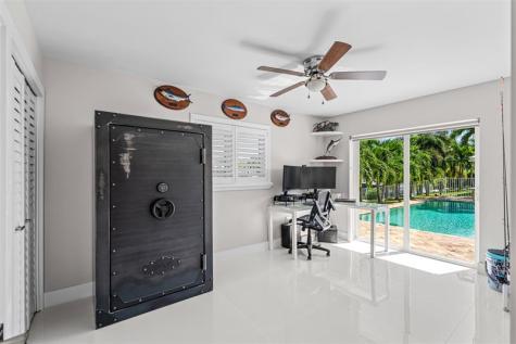 4000 NE 24th Avenue Lighthouse Point FL 33064