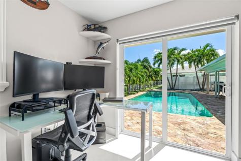 4000 NE 24th Avenue Lighthouse Point FL 33064