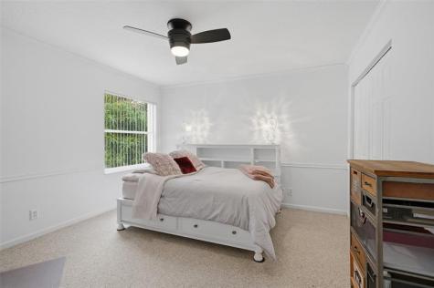 21215 Via Ventura Boca Raton FL 33433
