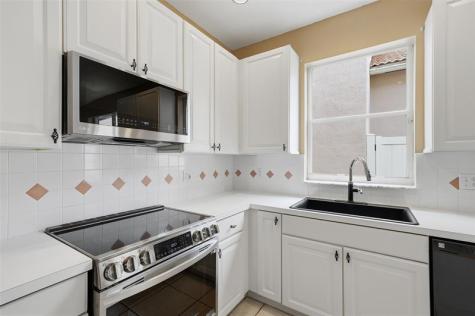 21215 Via Ventura Boca Raton FL 33433