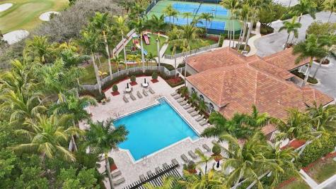 21215 Via Ventura Boca Raton FL 33433