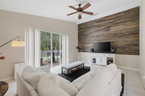 21215 Via Ventura Boca Raton FL 33433