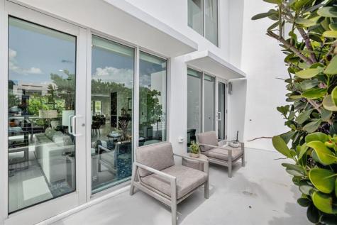 2401 N Atlantic Boulevard Fort Lauderdale FL 33305