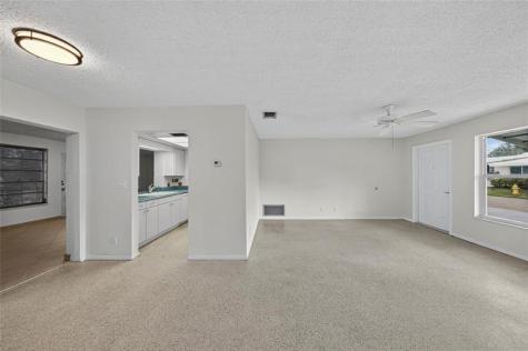 2711 NW 4th Avenue Pompano Beach FL 33064