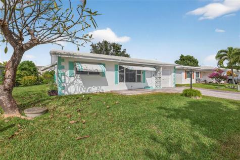 2711 NW 4th Avenue Pompano Beach FL 33064
