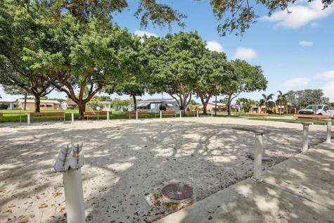 4305 NW 49th Drive Tamarac FL 33319