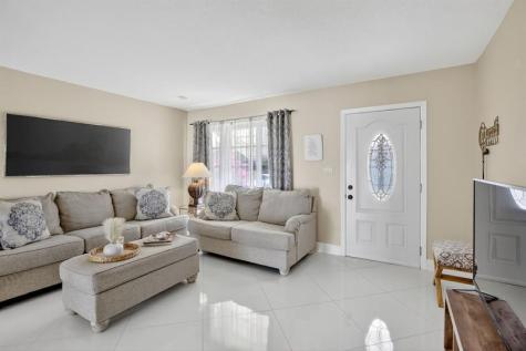 4305 NW 49th Drive Tamarac FL 33319