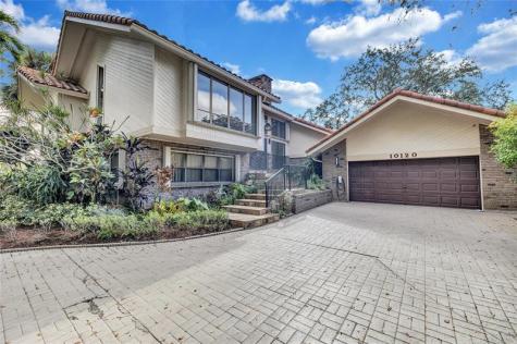 10120 Vestal Court Coral Springs FL 33071