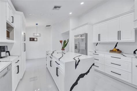 10120 Vestal Court Coral Springs FL 33071