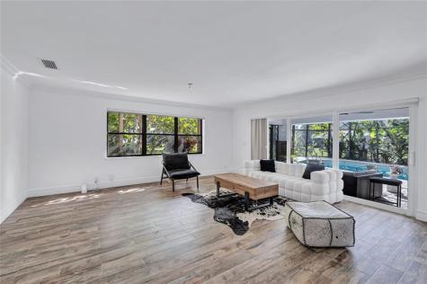 10120 Vestal Court Coral Springs FL 33071