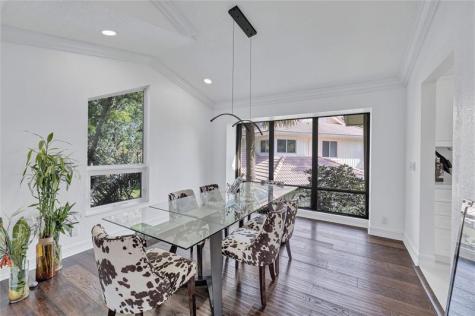10120 Vestal Court Coral Springs FL 33071